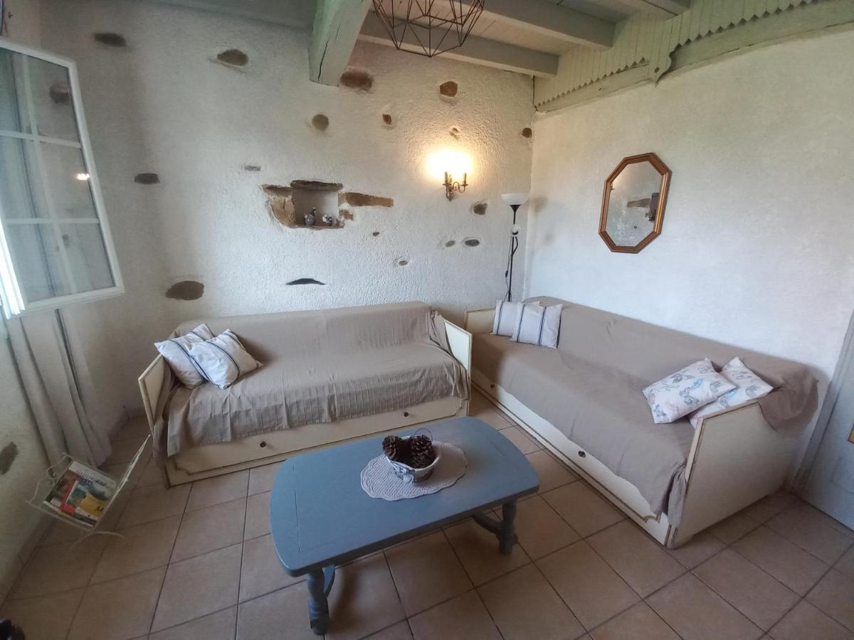 Maison De * Ade